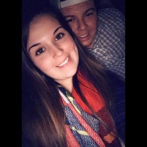 Meet your Posher, Kayla